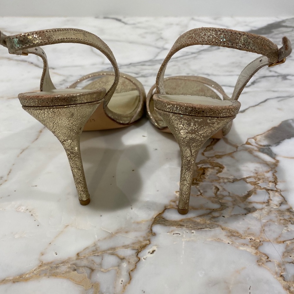 Stuart Weitzman Cracked Gold Leather Sandal Size 8 - Picture 3 of 11